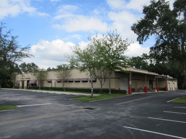 In the News Inc. Industrial Manuf. Flex Building: 8517 Sunstate St, Tampa, FL 33634